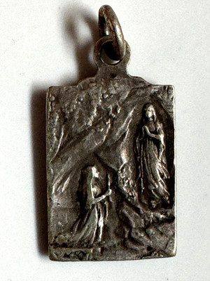 Christlicher Anhänger um 1900 - Virgo Virginum - Größe 1,5 cm