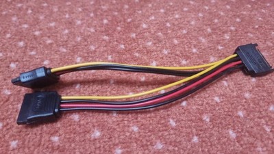 15 Pin SATA Stecker auf 2 SATA Buchse Strom Verlängerung Y Splitter Kabel Adapter Kabel