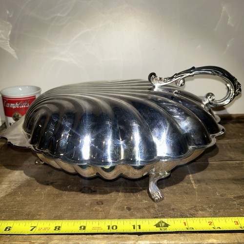 LARGE SILVER PLATE SCALLOP SERVING DISH FOOTED HINGED COVERED BEAUTIFUL ~13” - Picture 1 of 18