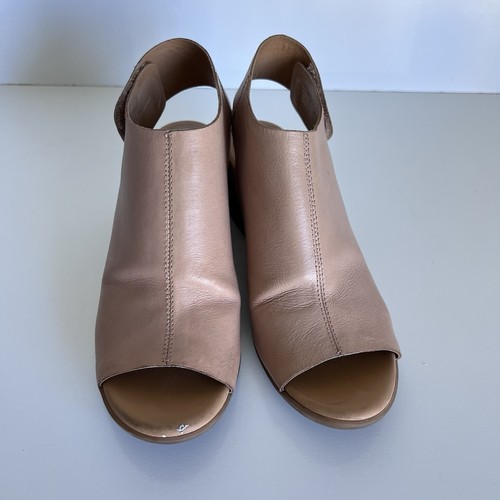Nude Block Heel Peep Toe Sandals