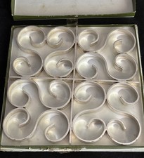 DESSOUS DE PLAT CARRE ARABESQUES EN METAL ARGENTE GALLIA CHRISTOFLE