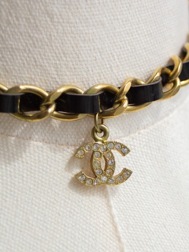 Chanel Vintage S/S1995 Barbie Black Gold Chain Leather CC 95P Choker Necklace - Picture 3 of 9
