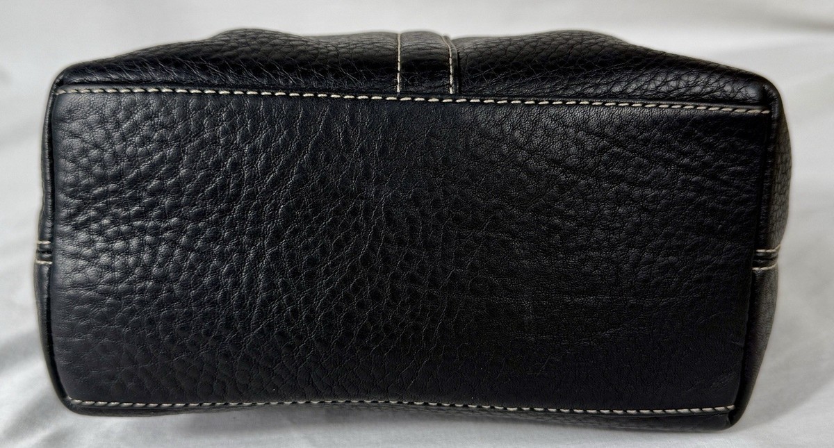 😎😎😎Vintage Coach BLACK Y2K LEATHERWARE EST 1941 Handbag
