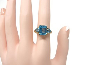 Estate-10K-Gold-Blue-Topaz-Ring-Size-7-5-Yellow-Gold-Emerald-Cut