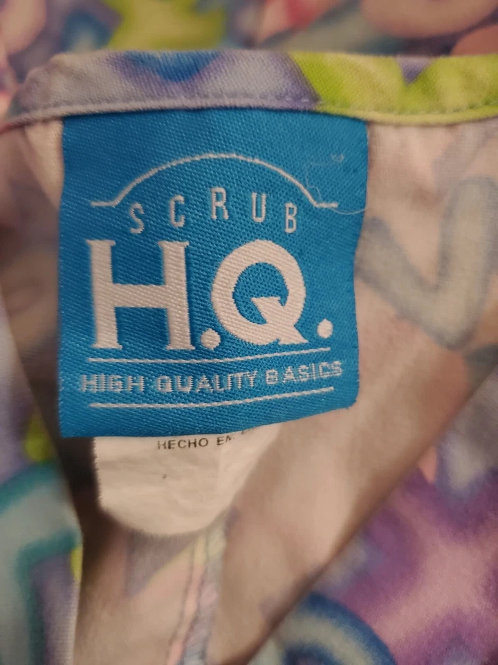 Scrub HQ SCRUB TOP Size L- Purple/Pink/Blue Hearts/X's/O's-Chest 26"/L 27.5" - Image 3 of 4