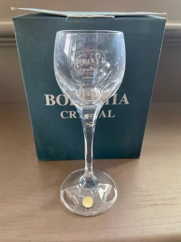 Bohemia Crystal Manon Cordial Glass. Set of 4. New in Box.