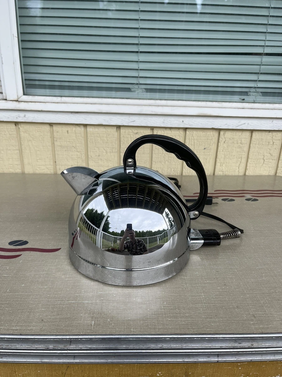 Art Deco GE General Electric Canada K42 Electric Kettle 1940s Chrome Bakelite