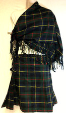 SCOTTISH DESIGN TARTAN  100 Wool Kilt  Size 29  with Classic Fly Plaid