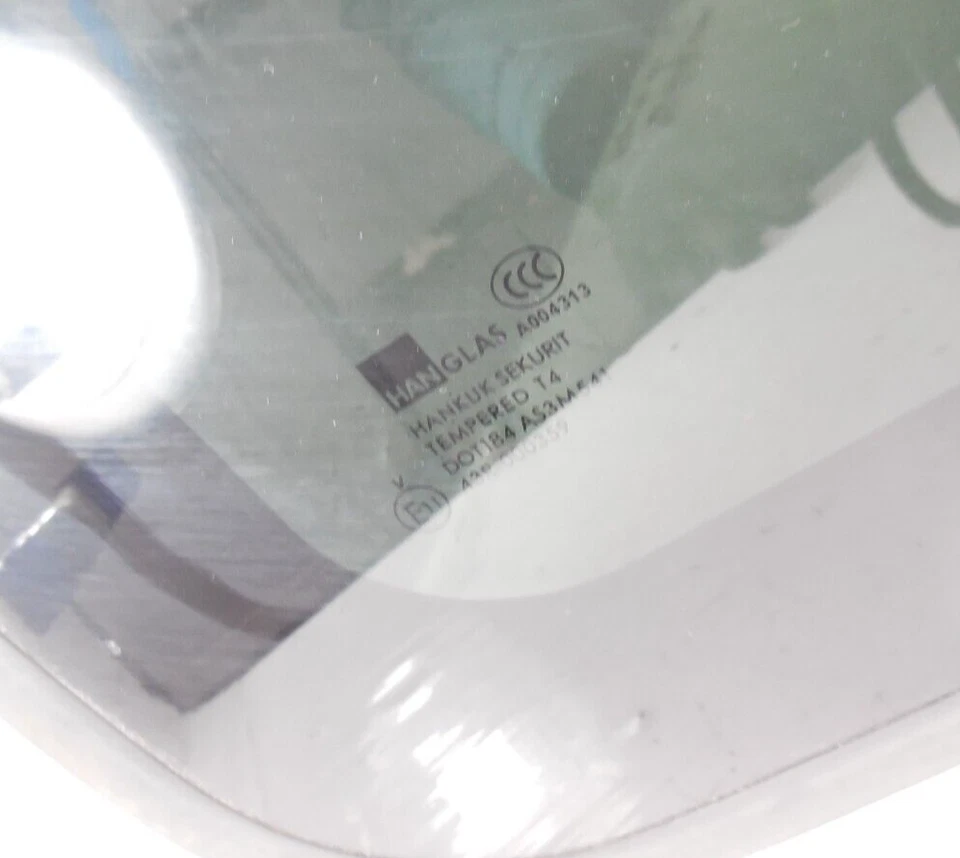 2002-2006 Mazda MPV Sun Roof Glass OEM Foto 2 de 3