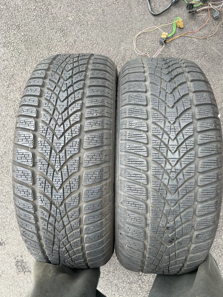 W672 4 Stück Winterreifen 205 55 R 16 91H Bridgestone 5,5mm - Bild 1 von 1