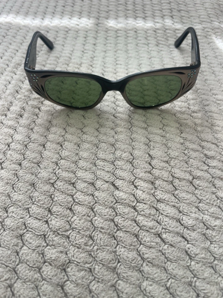 20 世纪 60 年代猫眼太阳镜 MCM 复古水钻法国 Mod 绿色镜片 — 第 2/4 张图片