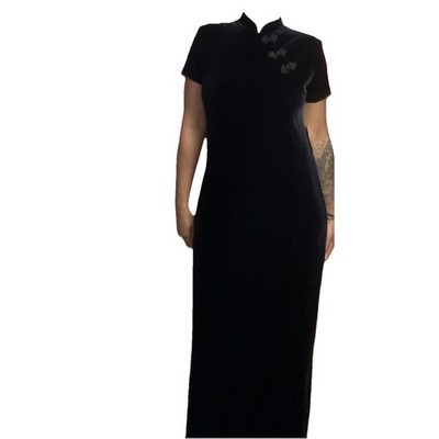 Social Circles Elegant Black Velvet Short Sleeve Long Dress Size 12P