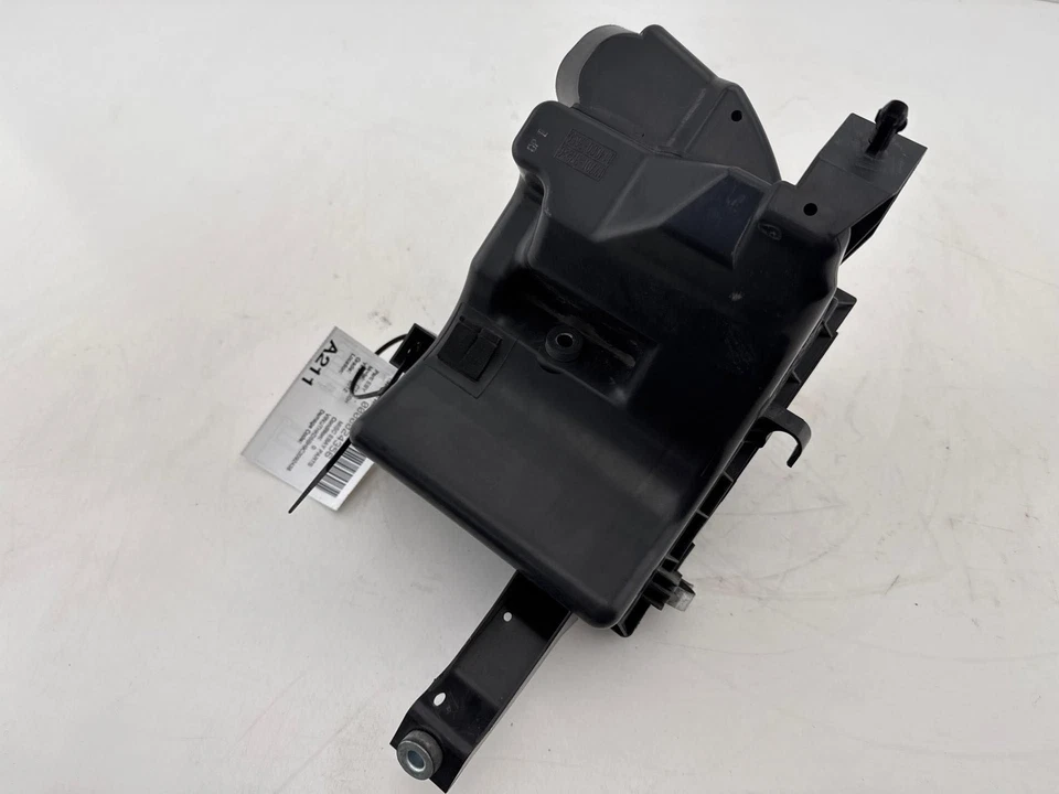 Caja de filtro de admisión de filtro de aire Lexus CT200H 2011-2017 FABRICANTE DE EQUIPOS ORIGINALES Foto 4 de 4