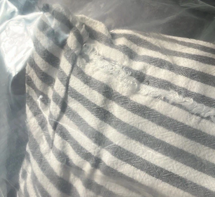 Almohada Casaluna a Rayas King Gris Mezcla de Lino Foto 2 de 3