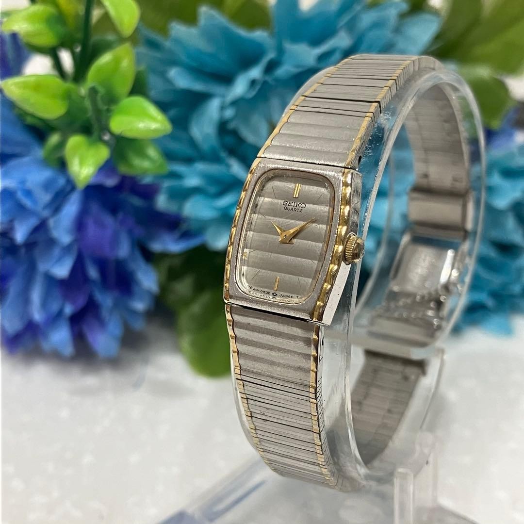 SEIKO Bangle Watch Rectangular Silver Stripe Patt… - image 1