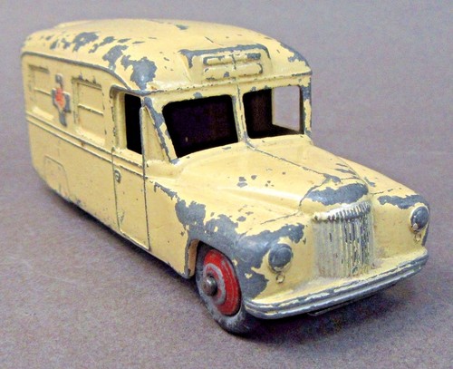 1950's Dinky #253 DAIMLER AMBULANCE early version CREAM diecast x - Picture 2 of 5