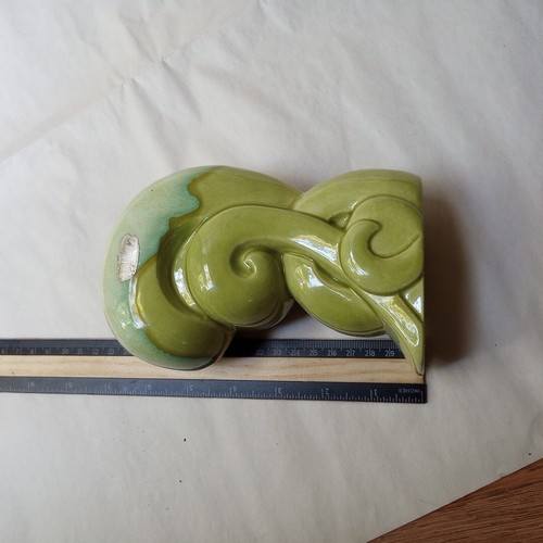 Royal Haeger Vase R900 75th Anniversary Special Edition 1946 Green Ceramic Vase - Picture 15 of 18