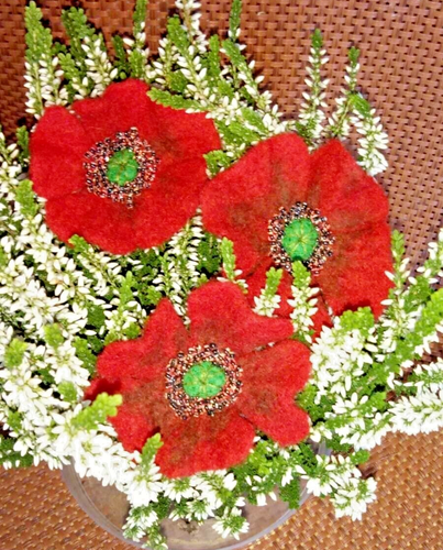 Broche alfiler de amapola roja hecho a mano lana fieltro flor joyería regalo del día del recuerdo - Imagen 21 de 24