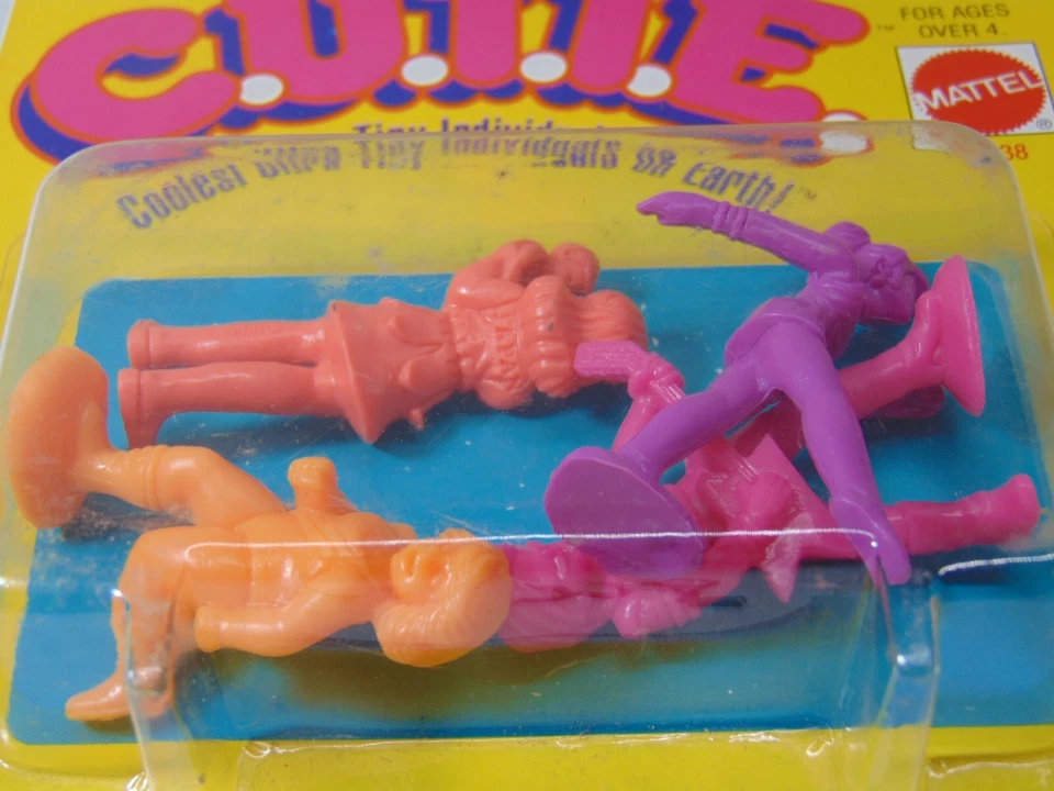 Figuras Mattel Cutie 1986 juguetes miniatura nuevo C.U.T.I.E. 3438 Set #5 Variación Foto 4 de 4