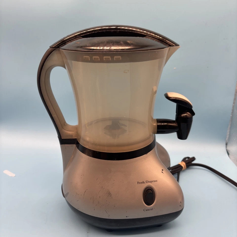 Back to Basics Cocoa Latte Hot Drink Maker CM300BR Silver - TESTED - Image 3 of 4