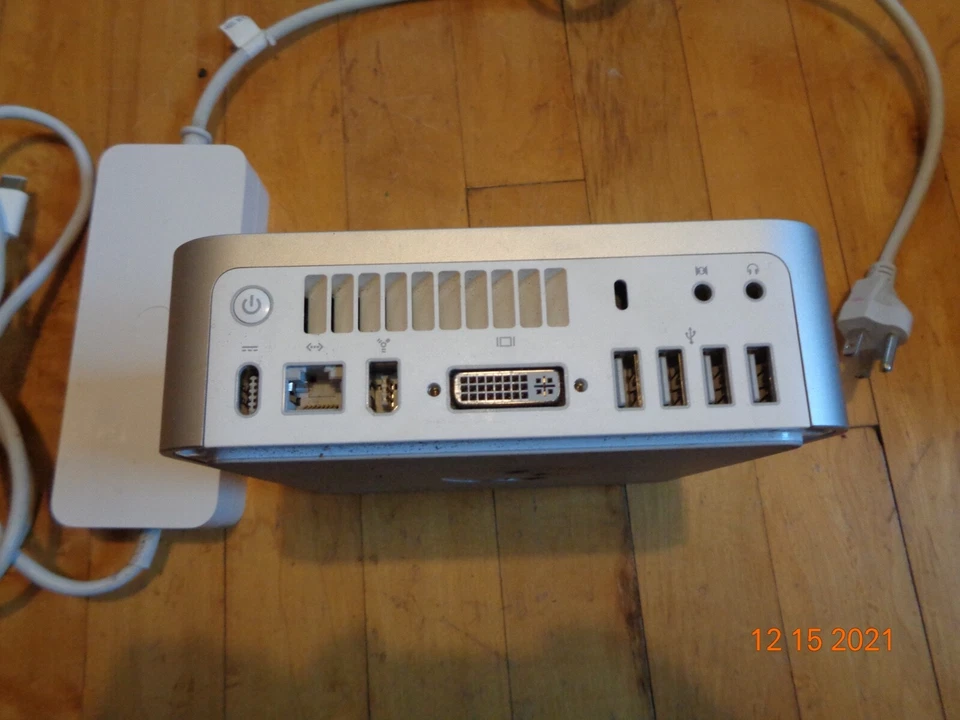 Apple Mac mini MB391JLYL2 - Image 2 of 3