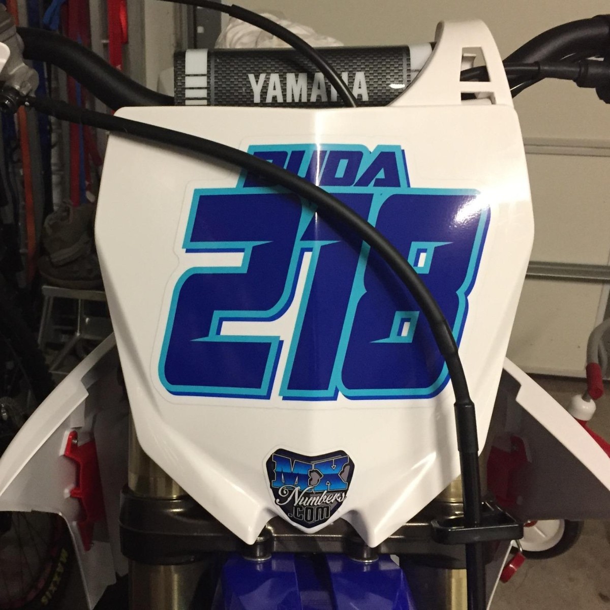 Adesivi Serbatoio Moto Custom 3 Adesivi Personalizzati Con Numero Di Gara E Nome - Per Motocross, Kart, Dirt Bike - Vinyl Sticker Shack Adesivi Catarifrangenti Moto - Foto 10