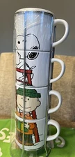 PEANUTS Snoopy Charlie Brown Stackable Mugs 4 Cups Stack Christmas Tree Trimming