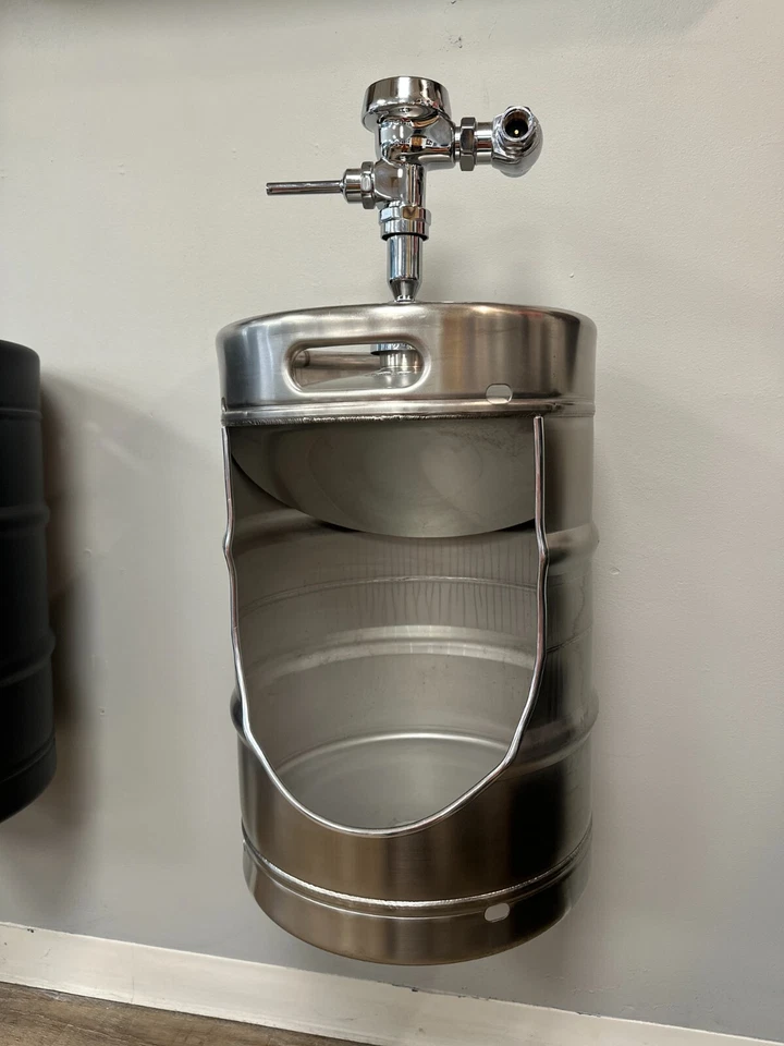 Barril urinario con válvula de descarga y barril de drenaje de 1/2 Bbl Foto 3 de 4