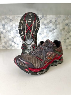 Mizuno Wave Prophecy 1 (2011) Size 11 - Pre-Owned