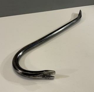VINTAGE 13” INCH CROW BAR / PRY BAR / NAIL PULLER