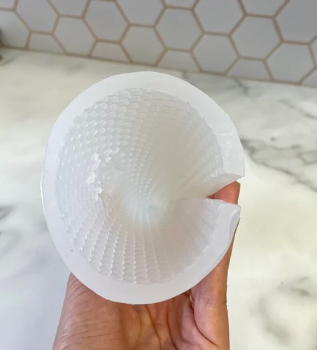 5.5” Silicone Honeycomb Honeybee Candle Mold soap resin high quality - Picture 4 of 8