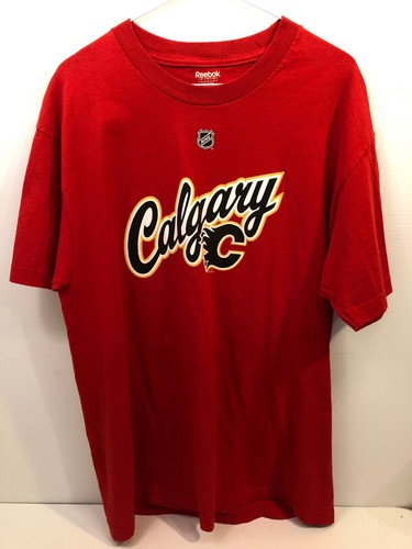 Sean Monahan Flames T-shirt - size large - rare logo/number design - Picture 1 of 2