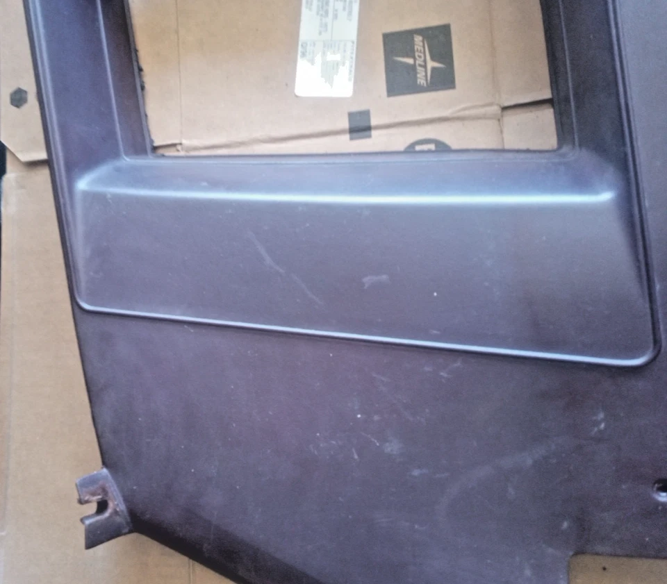 REAR SAIL PANEL LH BUICK REGAL BURGUNDY INSIDE INTERIOR 81-87 LOC-116DG - Image 3 of 4