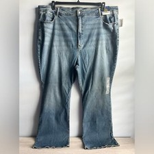 Old Navy Women  s Plus Higher High-Rise Flare Jeans - Size 28