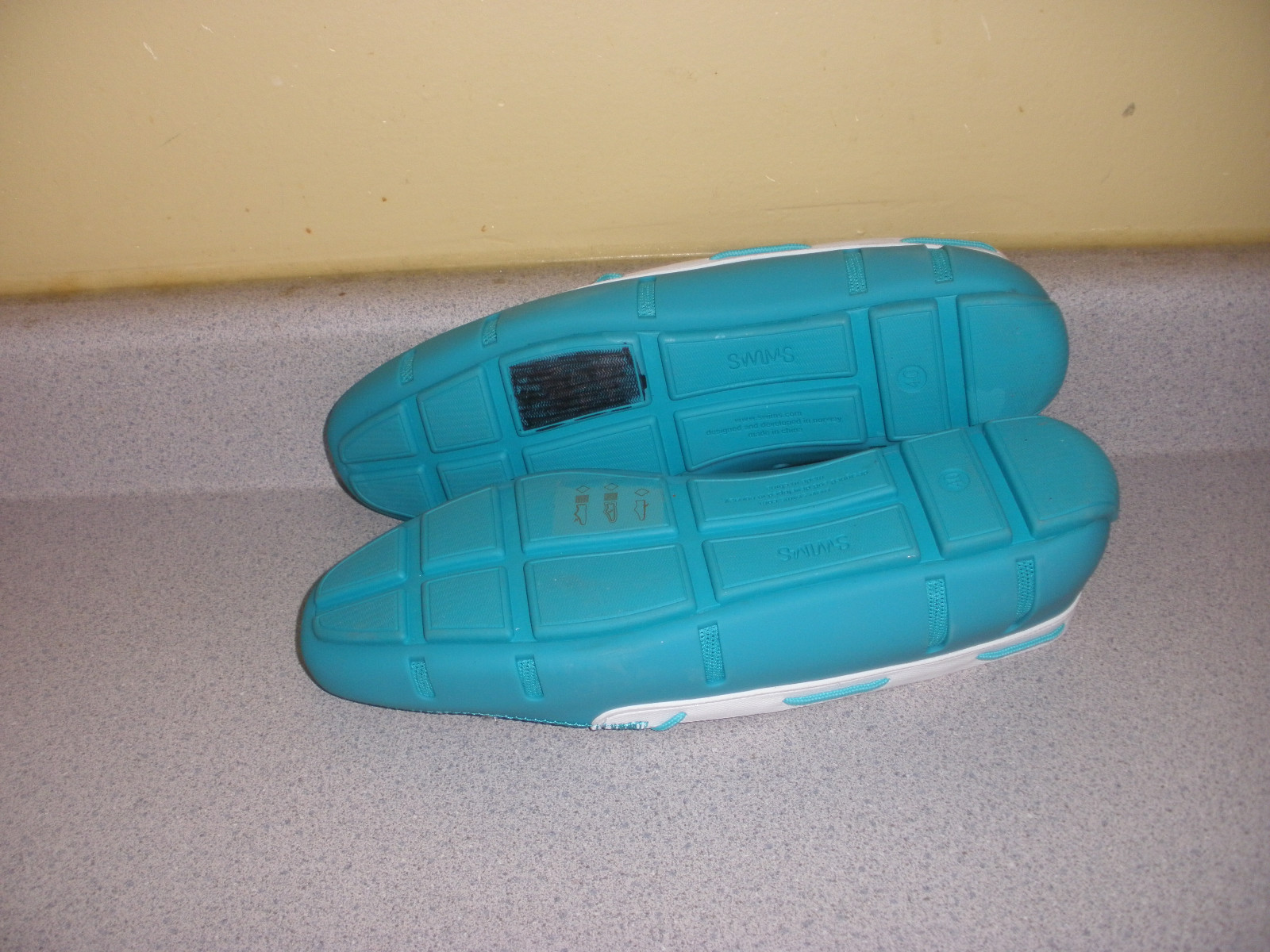 Picture 4 of 5
