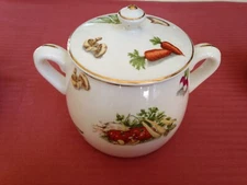 Guildcraft Ovenproof Oven-To-Table Ware Covered 'Bean Pot'  Mid Century Japan