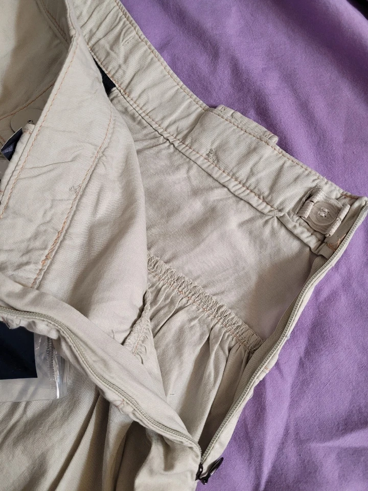 Girl's Beige Skirt with Tights Sz 16 - Image 2 of 4