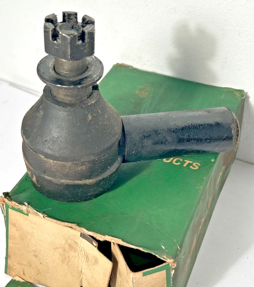 Extremo de varilla de dirección exterior delantera izquierda TRW ES142L para Chevrolet P20 P30 1961-63 Foto 2 de 4