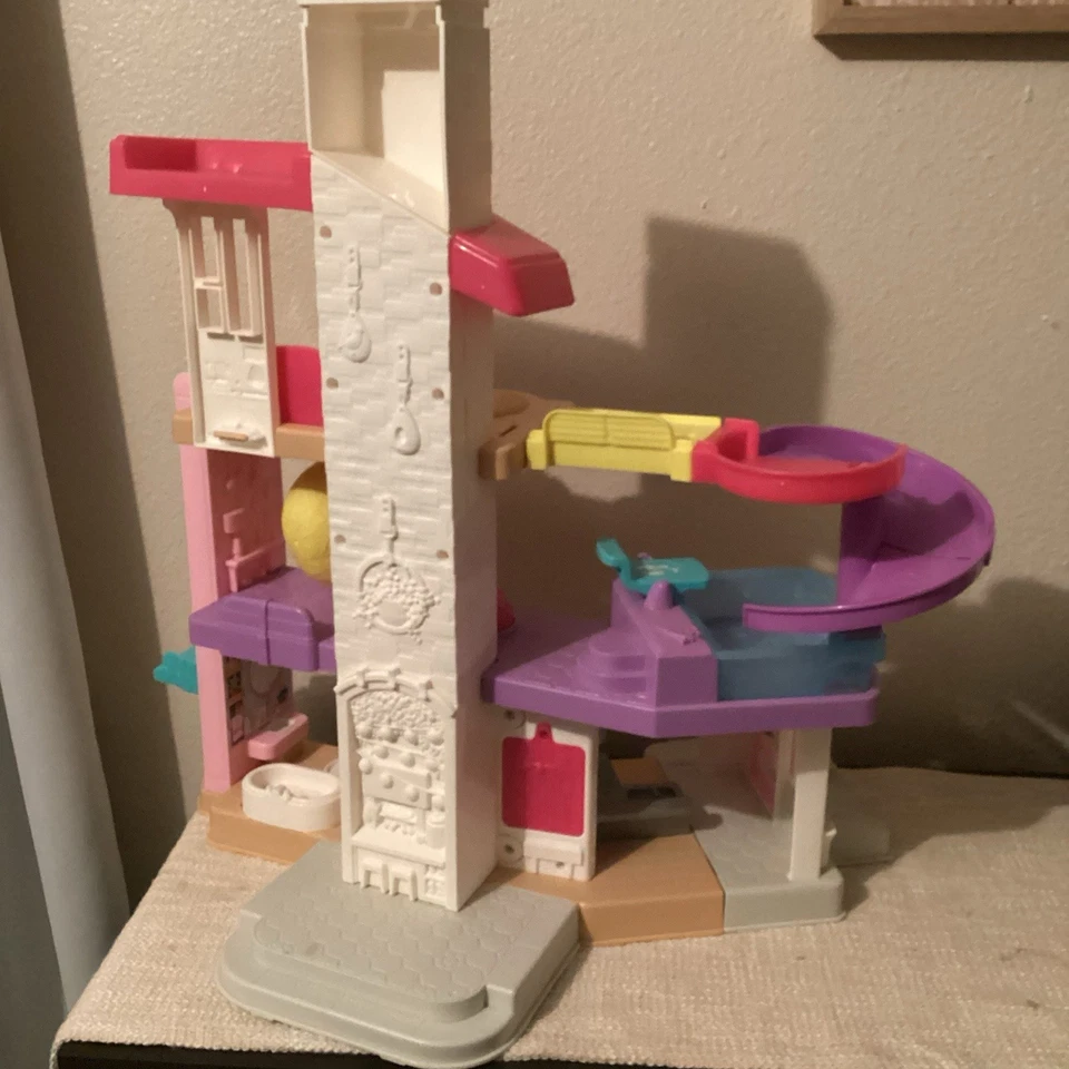 Fisher-Price Little People Barbie Dreamhouse Dollhouse Sings Sounds Phrases Toy - Image 4 of 4