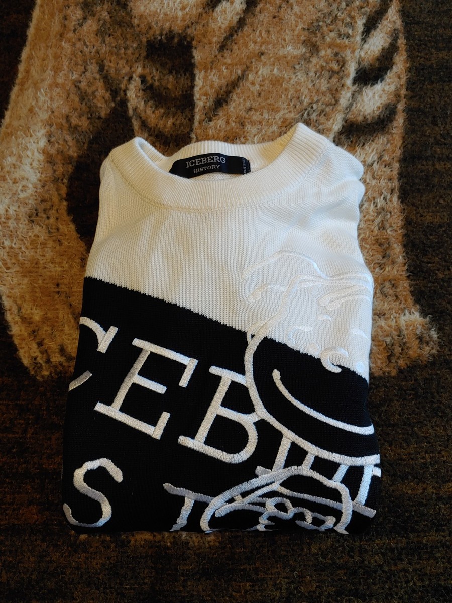 HISTORY ICEBERG Charlie Brown Men's Vintage White Cotton Knit