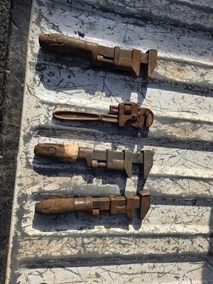 Lot of 4 Vintage Antique Wrenches Whitman Barnes W&B Coes Style Wood Handle Pipe