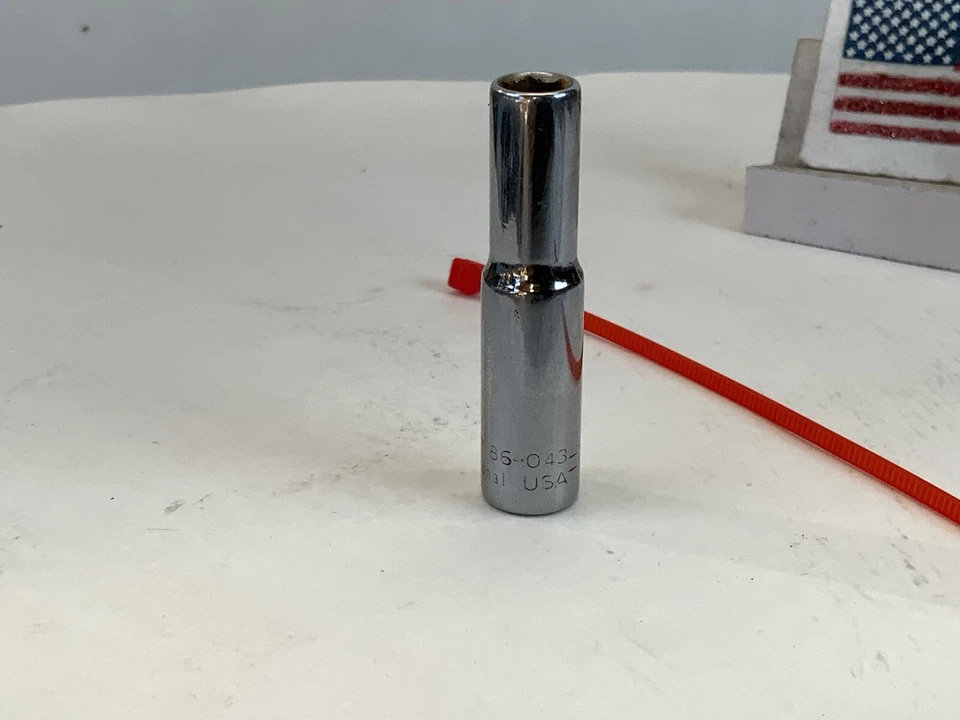 STANLEY 86-043, 1/4in. 1/4 Drive Deep SAE Socket, USA Made  - RED - Image 2 of 4