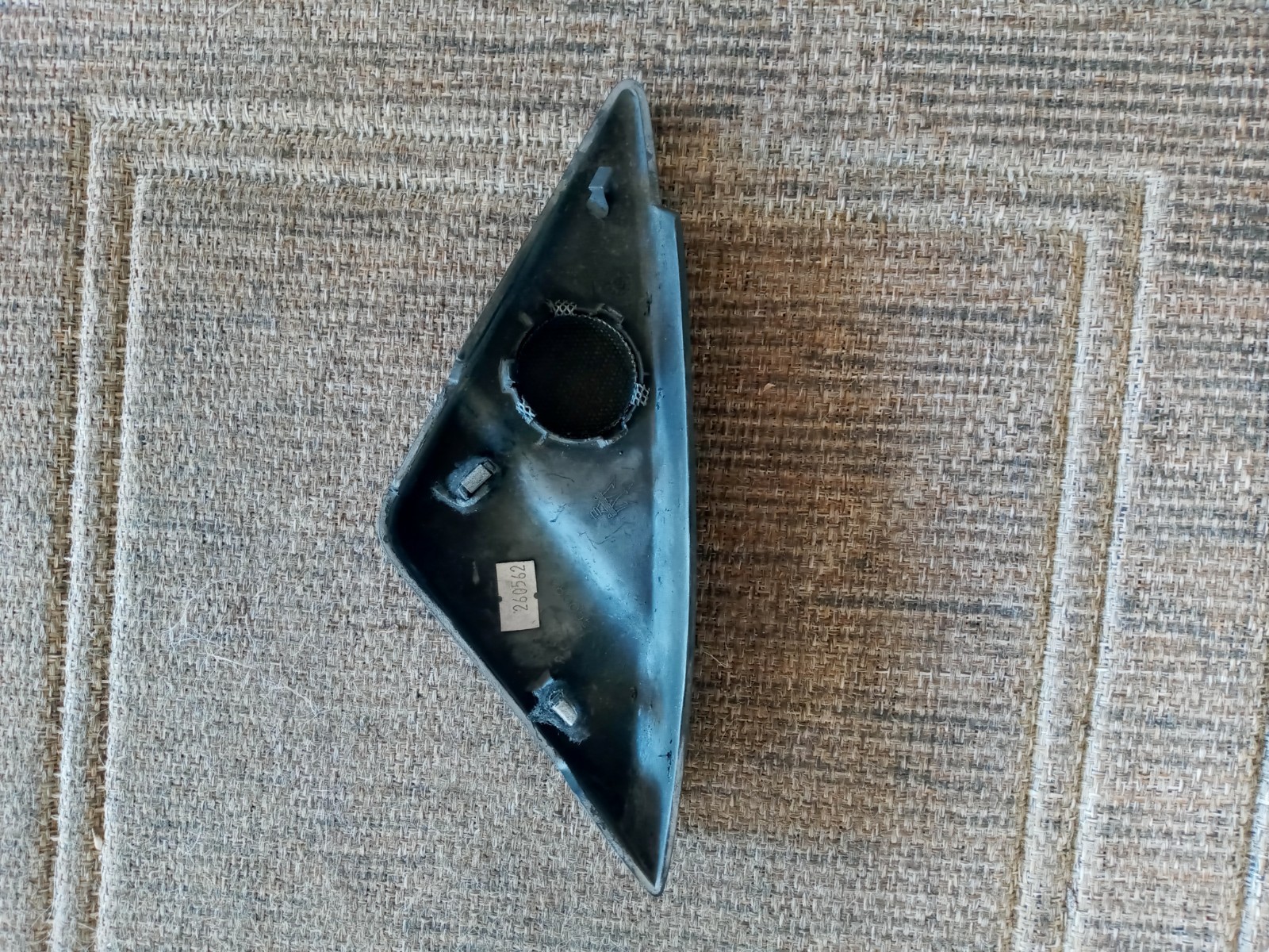 Maserati Gran Turismo Sport convertible a pillar tweeter cover door right BLACK