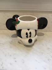 Disney Zrike Brands Mickey Mouse Santa Christmas Holiday Ceramic Mug