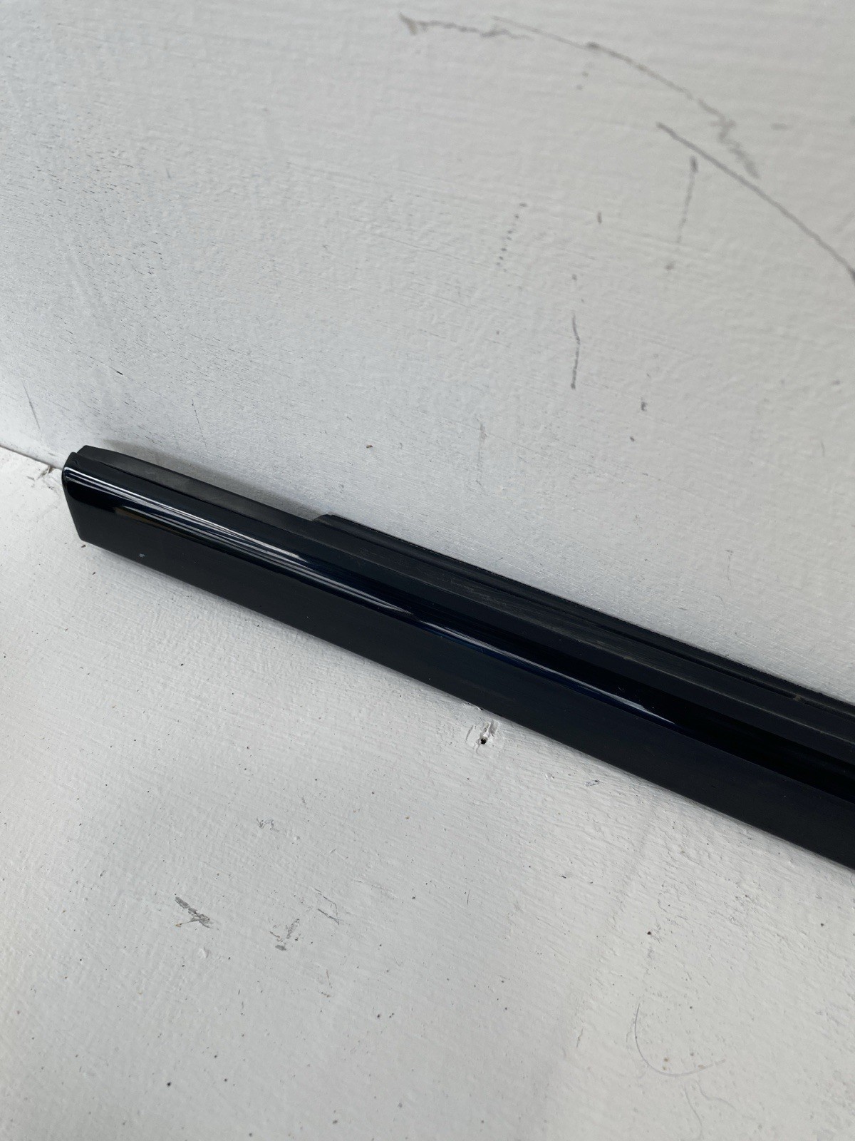 2015 BMW I8 Right  Windshield Side Panel Black 4826545 OEM 164445-01