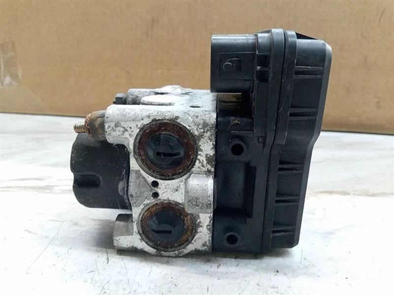 2002-2003 Lexus ES300  Abs Pump Control Module 44510 33080 Foto 3 de 4
