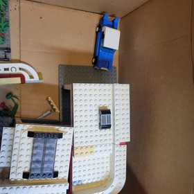 LEGO Creator Expert: Town Plan (10184)