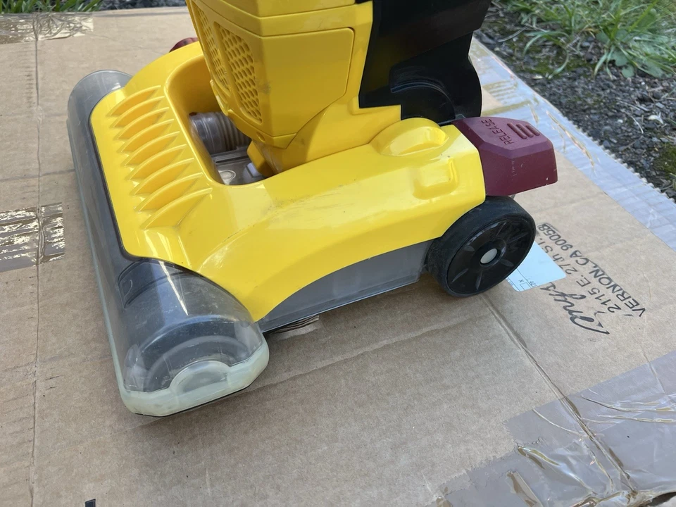 Aspiradora Carpet Pro CPU-250 aspiradora de alta resistencia aspiradora de trabajo Eureka Foto 4 de 4