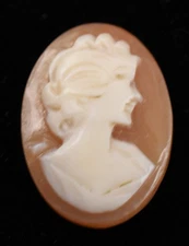 Italian Shell Cameo Lady Plaque 1 in Hand Carved Vintage Unset