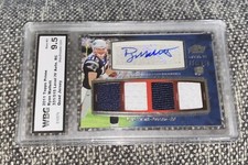 10 Hottest 2011 Topps Prime Football Rookie Autograph Variations 25